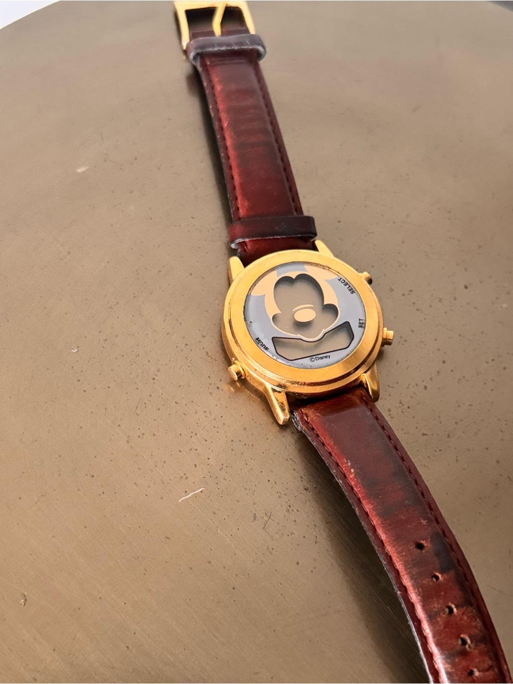 Vintage Lorus Disney Winking Gold-Tone Mickey Mouse Digital